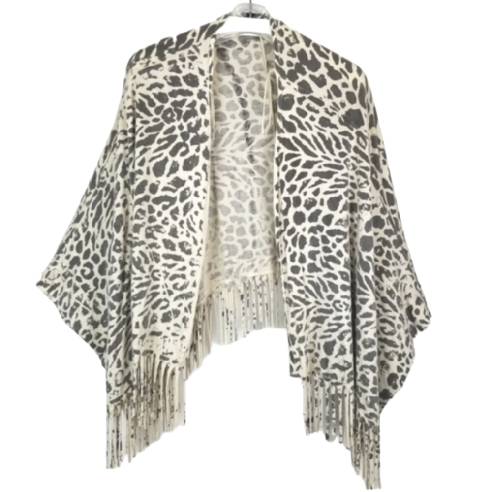 T Party Womens Kimono Wrap Poncho Open Cardigan Animal Print Size Small Fringe